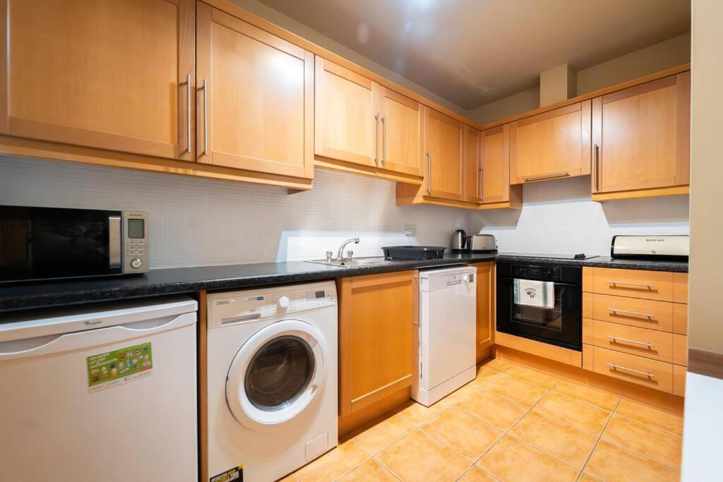 Central Dingle Stay Exterior photo