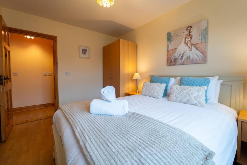 Central Dingle Stay Exterior photo